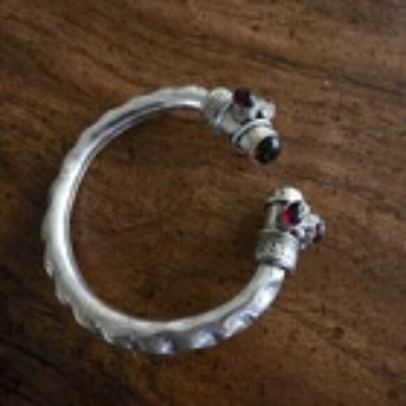 Lot of (4) Rock/Punk/Goth/Metal Leather Style Skull Wristbands/Bracelets - Picture 7 of 9